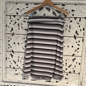 Striped Black and White Women's Skirt - Medium